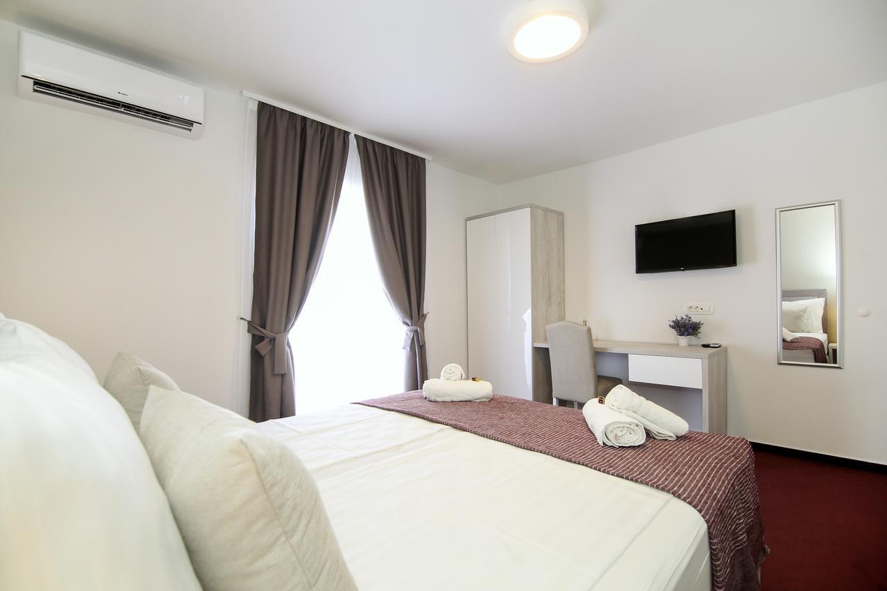 سبليت Maxim Rooms & Apartments المظهر الخارجي الصورة